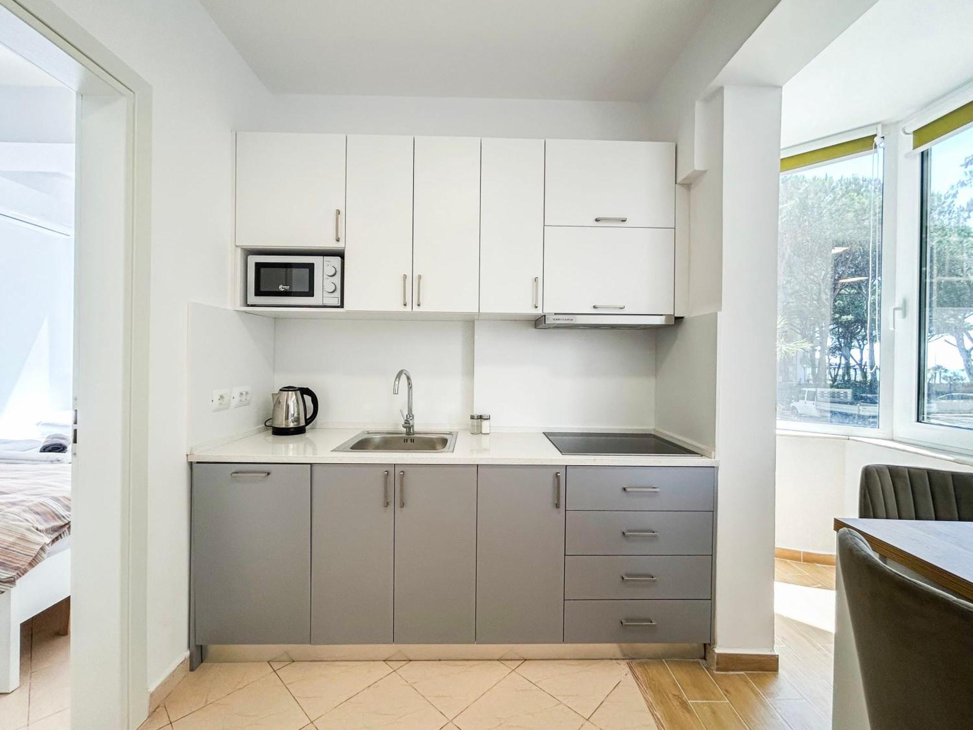 2 Bedrooms 1032 Golem (Tirana)