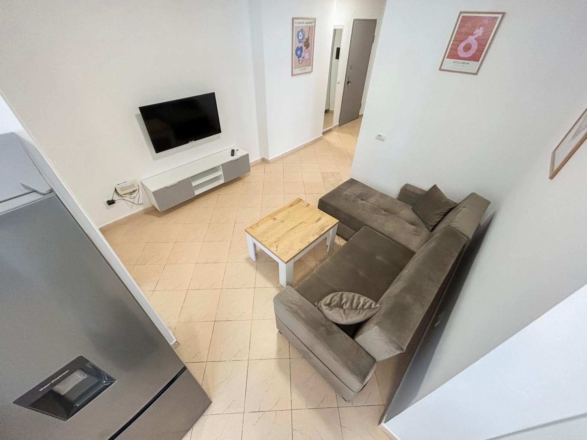 Apartamento 2 Bedrooms 1032 Golem (Tirana)