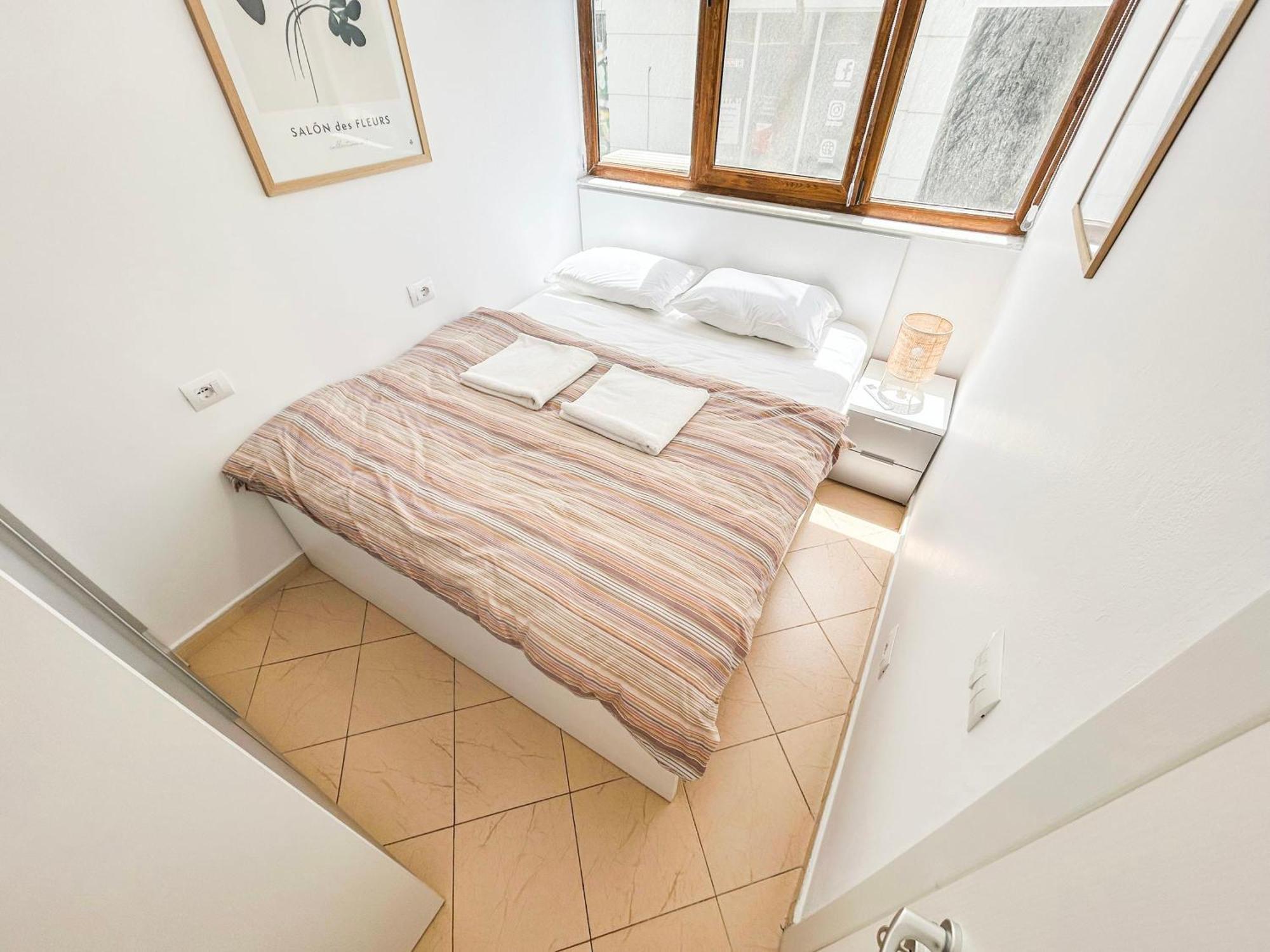 2 Bedrooms 1032 Apartamento